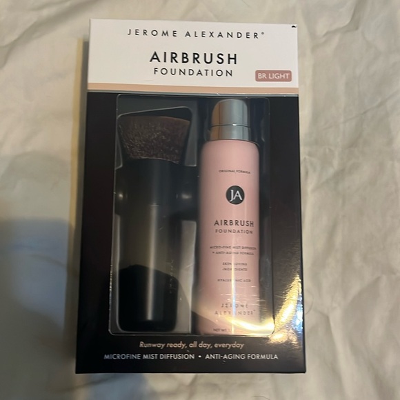 🎉SALE🎉$15 or 3 for $30🎉Jerome Alexander Airbrush Foundation - Picture 1 of 7